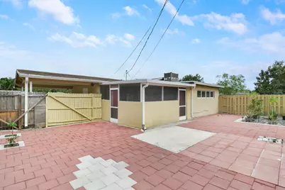 827 Caroline Avenue, West Palm Beach, FL 33413 - Photo 26