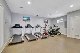 706 Executive Center Dr, West Palm Beach, FL 33401 - Photo 32