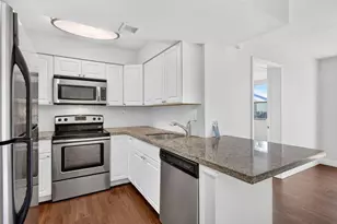 706 Executive Center Dr, West Palm Beach, FL 33401 - Photo 2