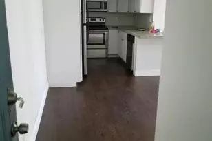 706 Executive Center Dr, West Palm Beach, FL 33401 - Photo 2