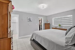 1851 NW 106th Ave, Pembroke Pines, FL 33026 - Photo 26