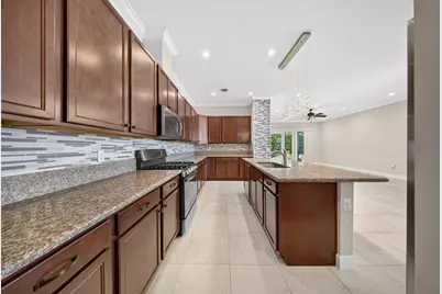 8883 Kingsmoor Way, Lake Worth, FL 33467 - Photo 16