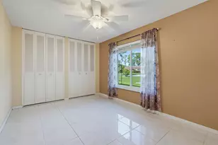 676 Laconia Cir, Lake Worth, FL 33467 - Photo 12