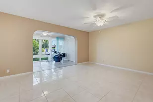 676 Laconia Cir, Lake Worth, FL 33467 - Photo 10