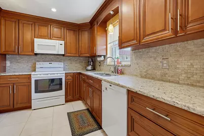 676 Laconia Circle #B, Lake Worth, FL 33467 - Photo 6