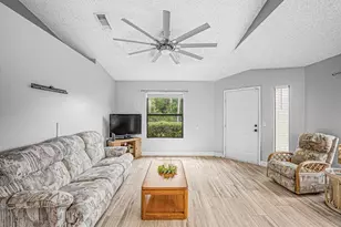 2826 Stoneway Ln, Fort Pierce, FL 34982 - Photo 4