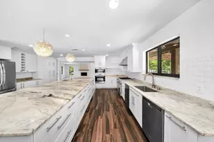 4950 Thoroughbred Ln, Southwest Ranches, FL 33330 - Photo 4