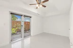622 NE 10th Ave, Fort Lauderdale, FL 33304 - Photo 14