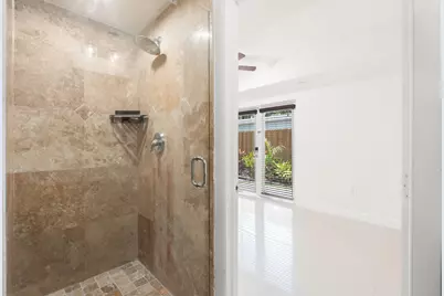 622 NE 10th Avenue, Fort Lauderdale, FL 33304 - Photo 16