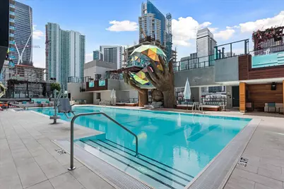 20 NE 11th Street #EXPH06A, Miami, FL 33132 - Photo 12