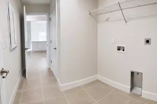 373 NW Broadview St, Port Saint Lucie, FL 34983 - Photo 4
