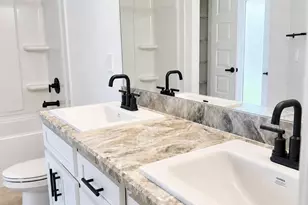 373 NW Broadview St, Port Saint Lucie, FL 34983 - Photo 8