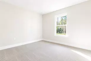 373 NW Broadview St, Port Saint Lucie, FL 34983 - Photo 4
