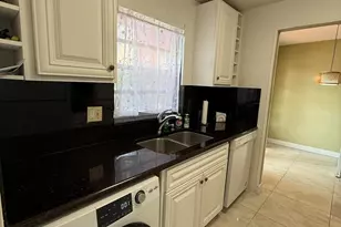 22 Golfs Edge, West Palm Beach, FL 33417 - Photo 4