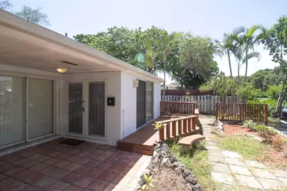 909 NE 12th Avenue, Pompano Beach, FL 33060 - Photo 1