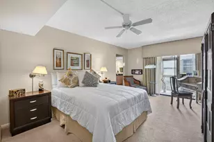 6852 Willow Wood Dr, Boca Raton, FL 33434 - Photo 4