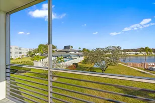 2223 Park Ln, Hollywood, FL 33021 - Photo 2
