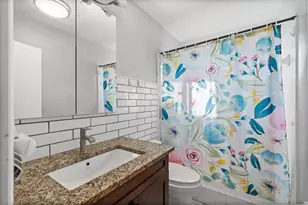 2223 Park Ln, Hollywood, FL 33021 - Photo 16
