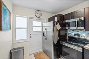 2223 Park Ln, Hollywood, FL 33021 - Photo 6