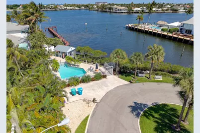 622 Mariners Way, Boynton Beach, FL 33435 - Photo 2