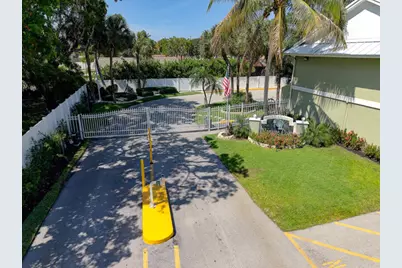 622 Mariners Way, Boynton Beach, FL 33435 - Photo 32