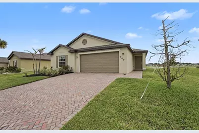 969 Bent Creek Drive, Fort Pierce, FL 34947 - Photo 4