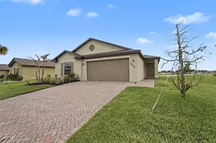 969 Bent Creek Dr, Fort Pierce, FL 34947 - Photo 4