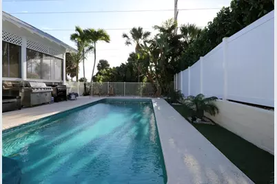 400 Seaside Lane, Juno Beach, FL 33408 - Photo 18