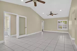 4481 NW 20th Ave, Oakland Park, FL 33309 - Photo 4