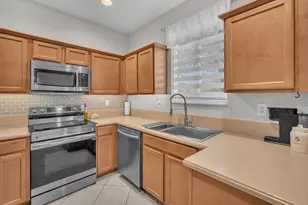 21431 NW 13th Ct, Miami Gardens, FL 33169 - Photo 12