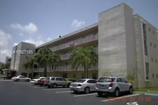 315 SE 11th Terrace, Dania Beach, FL 33004 - Photo 2