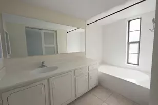 9440 SW 8th St, Boca Raton, FL 33428 - Photo 22