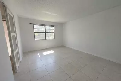 9440 SW 8th Street #208, Boca Raton, FL 33428 - Photo 18