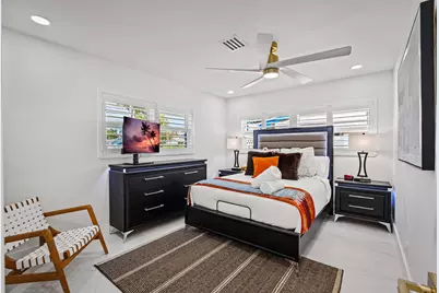 2760 NE 7th Street, Pompano Beach, FL 33062 - Photo 14
