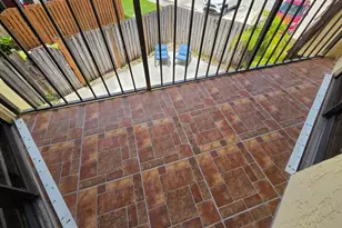 22 Springdale Cir, Palm Springs, FL 33461 - Photo 22