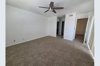 22 Springdale Circle, Palm Springs, FL 33461 - Photo 24