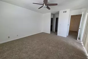 22 Springdale Cir, Palm Springs, FL 33461 - Photo 24