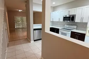 5145 Palmbrooke Cir, West Palm Beach, FL 33417 - Photo 4