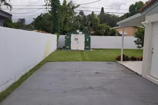 6325 Grant Ct, Hollywood, FL 33024 - Photo 12