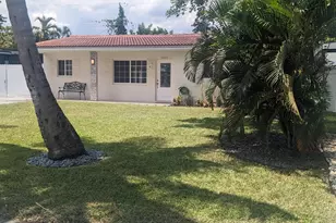6325 Grant Ct, Hollywood, FL 33024 - Photo 2