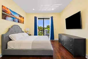 3090 SW 17th St, Miami, FL 33145 - Photo 16