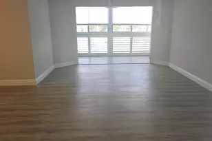 3590 Via Poinciana, Lake Worth, FL 33467 - Photo 8