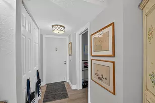 3590 Via Poinciana, Lake Worth, FL 33467 - Photo 6
