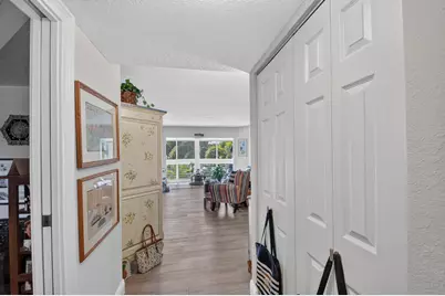 3590 Via Poinciana #311, Lake Worth, FL 33467 - Photo 28