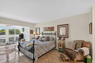 3590 Via Poinciana #311, Lake Worth, FL 33467 - Photo 18