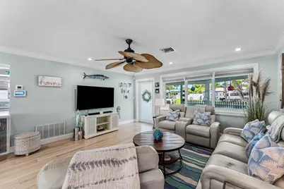 904 SE 15th Court, Deerfield Beach, FL 33441 - Photo 32