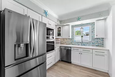 904 SE 15th Court, Deerfield Beach, FL 33441 - Photo 32
