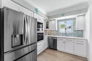 904 SE 15th Ct, Deerfield Beach, FL 33441 - Photo 32