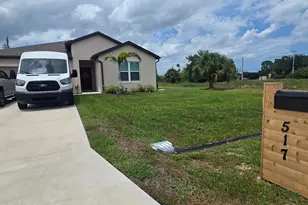 517 SW Halden Ave, Port Saint Lucie, FL 34953 - Photo 2