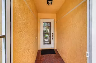 2096 Stonington Terrace, West Palm Beach, FL 33411 - Photo 4